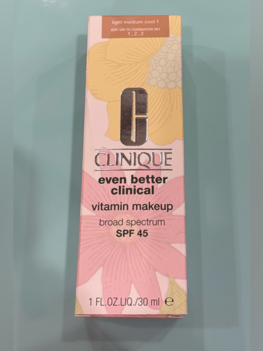 Clinique Even Better Clinical Vitamin Makeup SPF 45 - Light Medium Cool 1 (Pink)